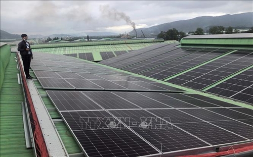Đề xuất mới của Bộ Công Thương về điện mặt trời mái nhà